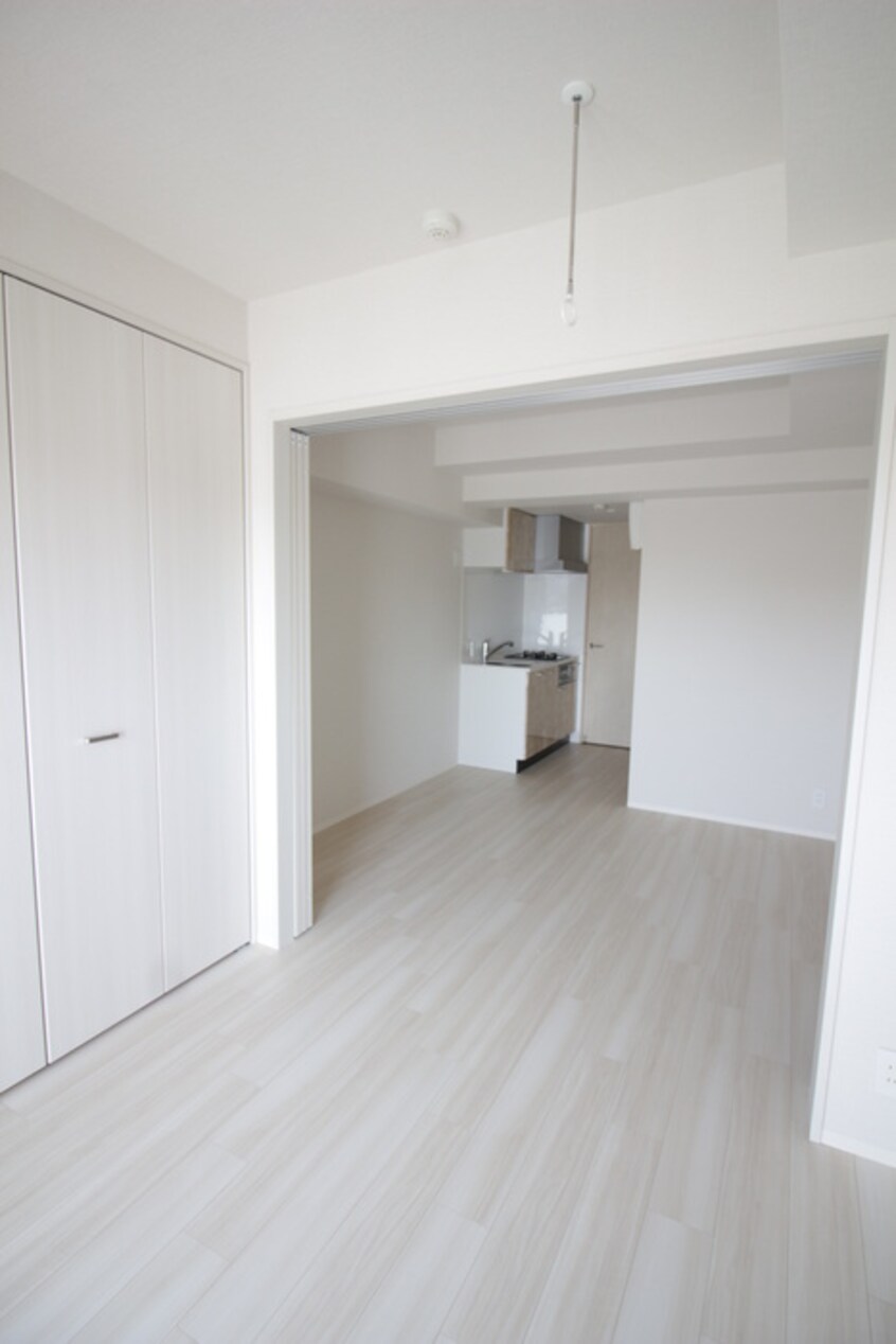 居室 ドゥーエ二子新地