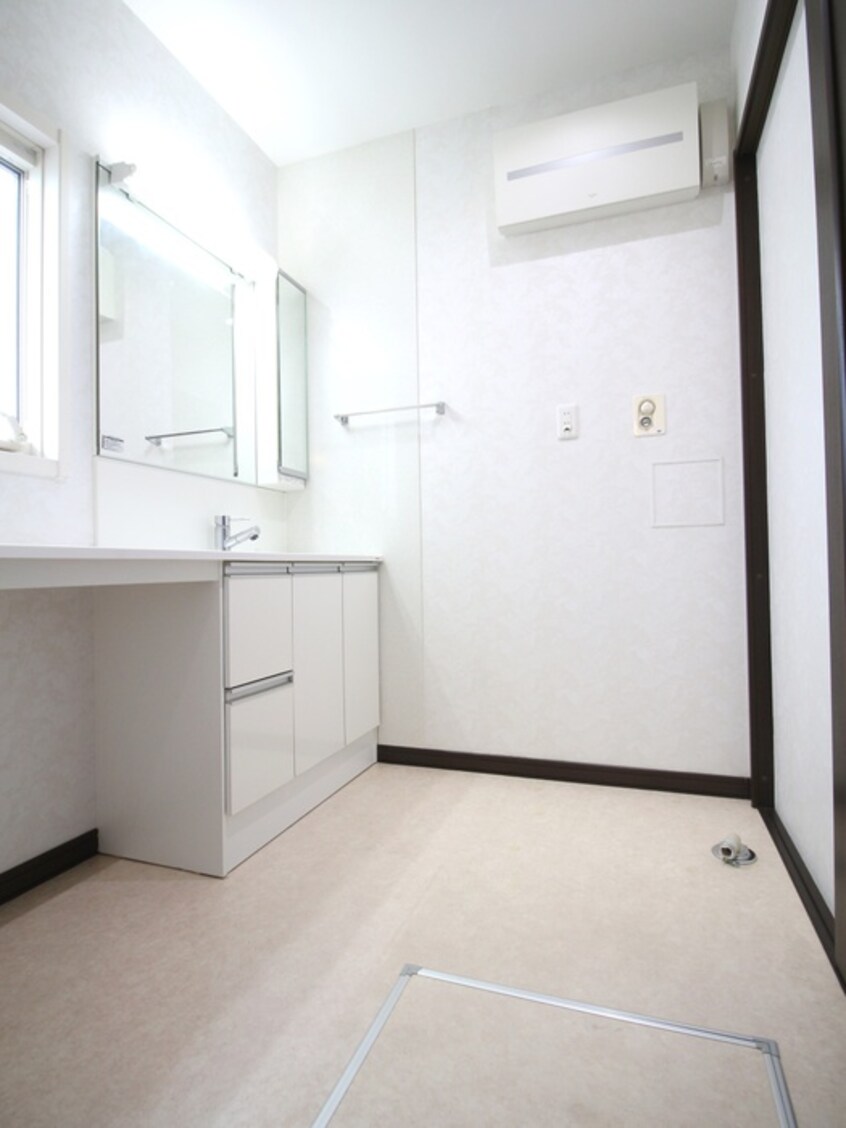 洗濯機置場 松下邸貸家