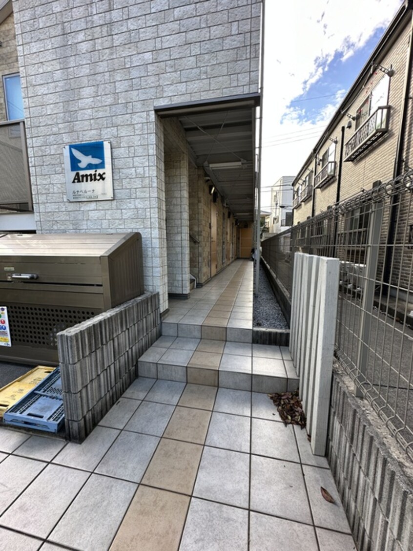 エントランス部分 ルナベル－ナ