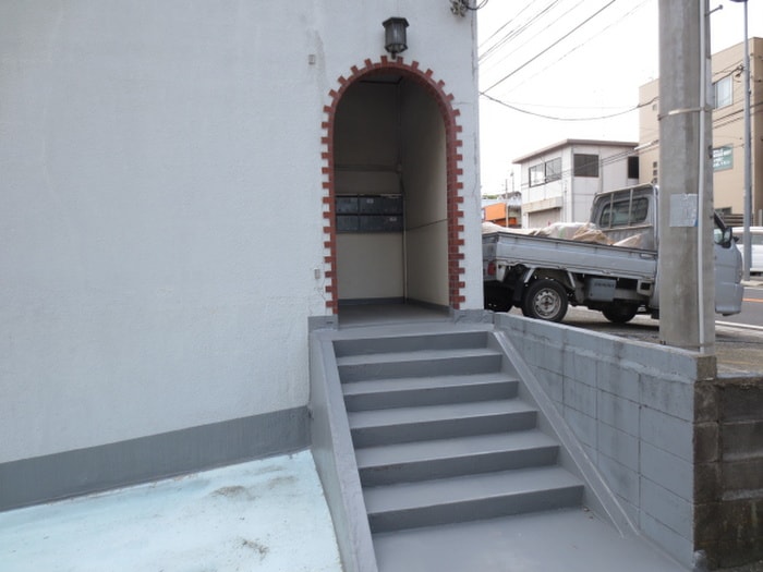 エントランス部分 シルクハイツ