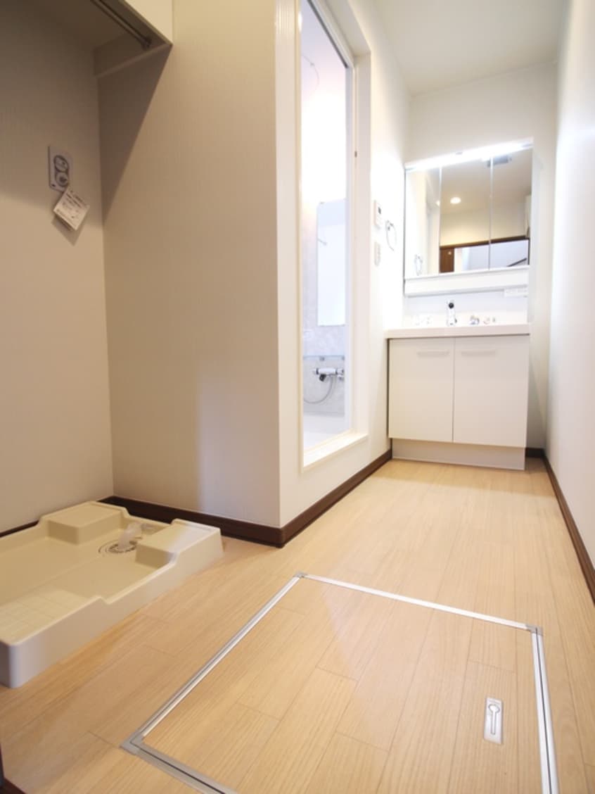 洗濯機置場 ライラックガーデンB棟