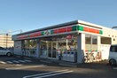 サンクス(コンビニ)まで286m クイーンズコート
