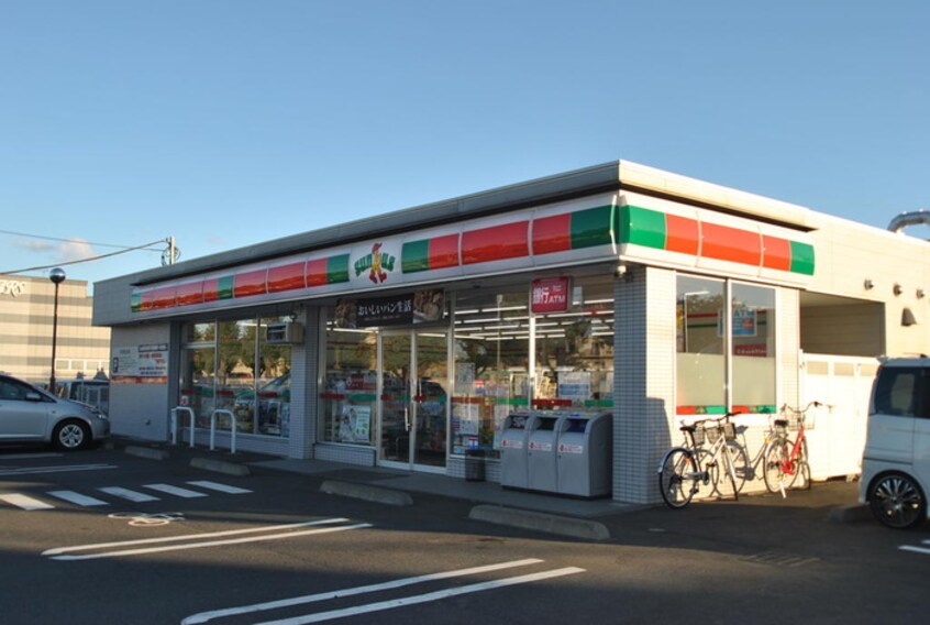 サンクス(コンビニ)まで286m クイーンズコート