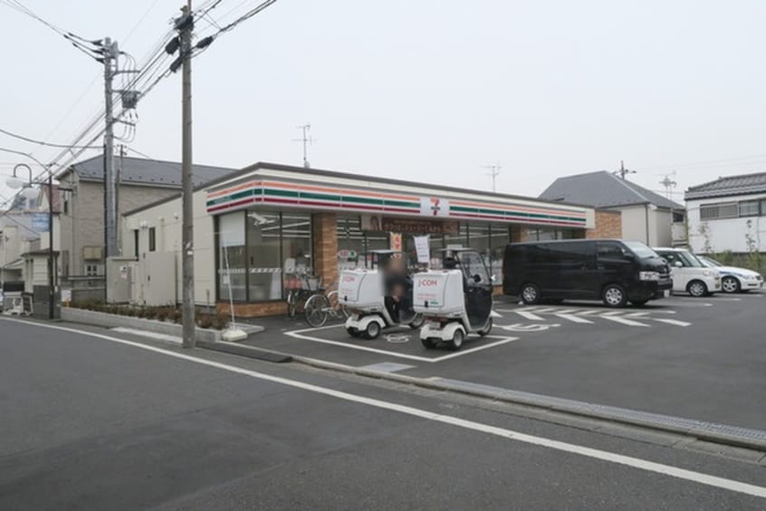 物件(コンビニ)まで245m PASEO代田橋