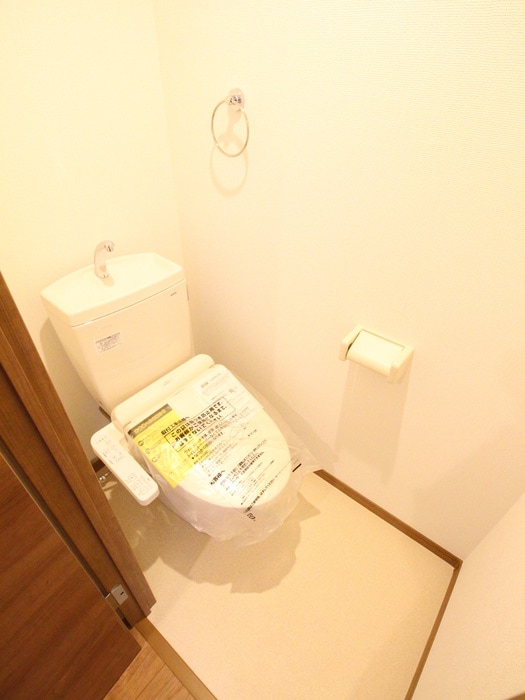 トイレ アムールイソベ