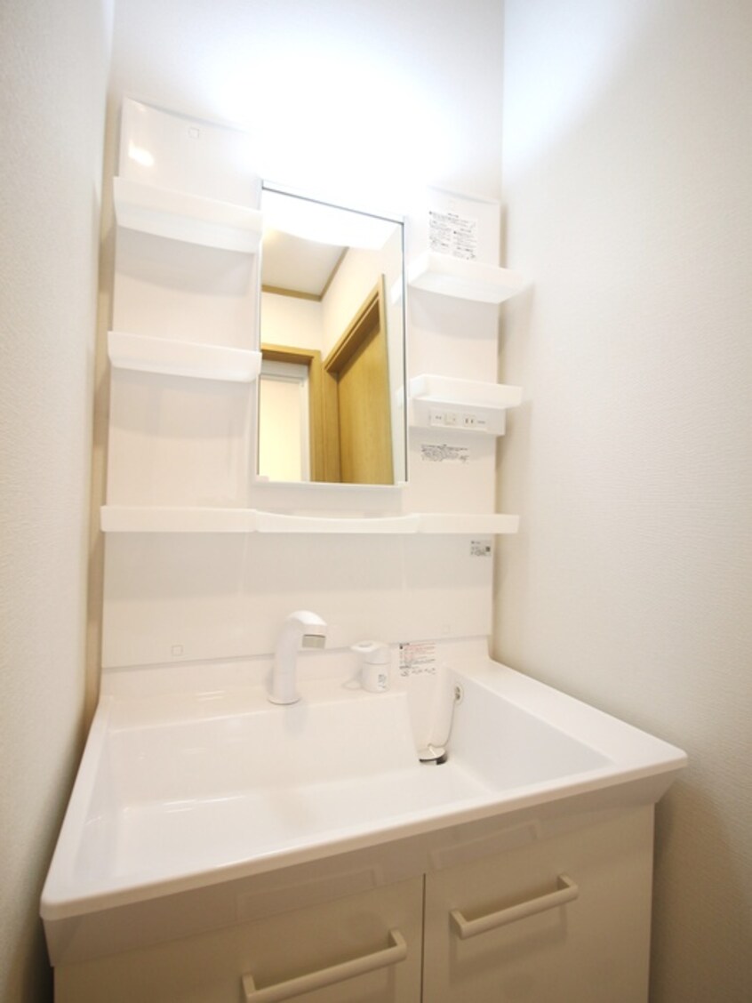 洗面 仮)三芳ガレージハウス　A棟