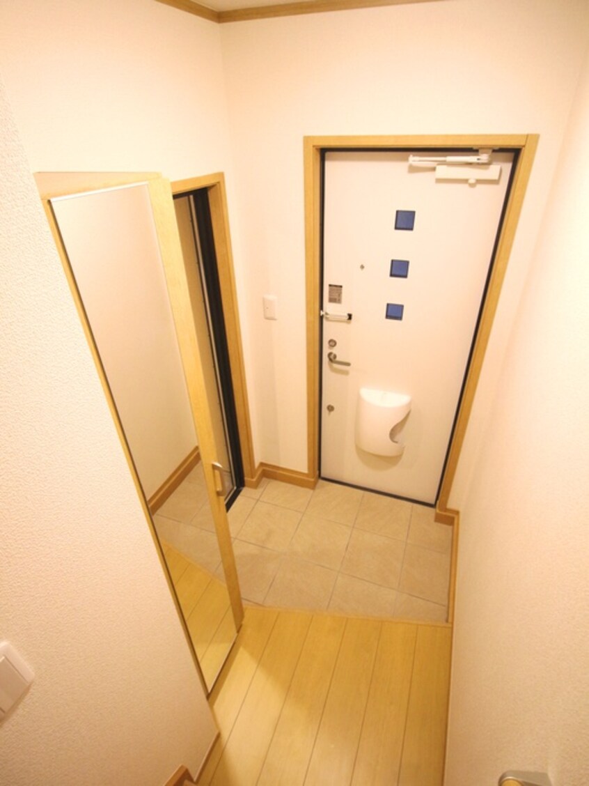 玄関 仮)三芳ガレージハウス　A棟