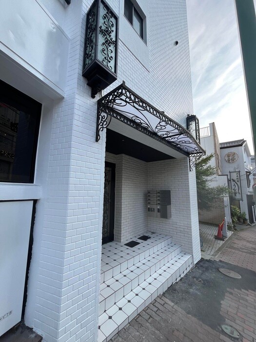 外観写真 アンダーズビルディング