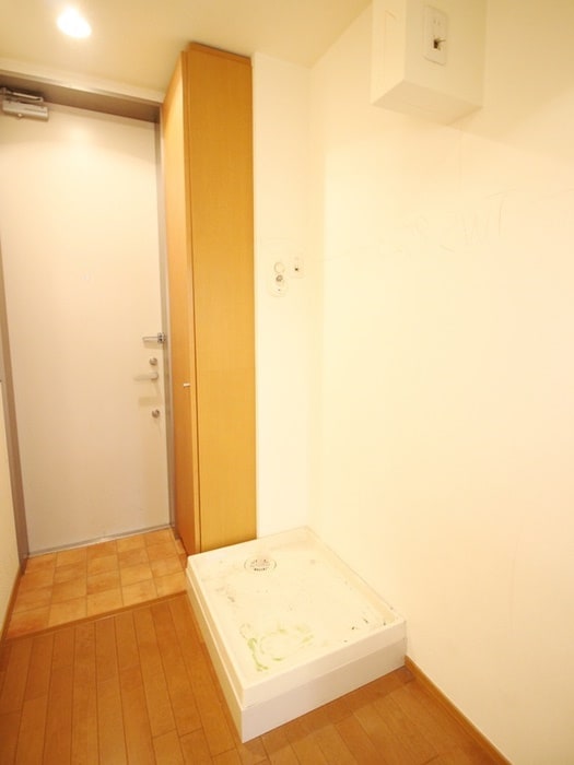 洗濯機置場 高根サンスタ－