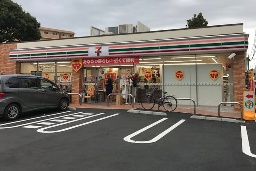 セブンイレブン板橋仲町店(ディスカウントショップ)まで100m リッチカースル