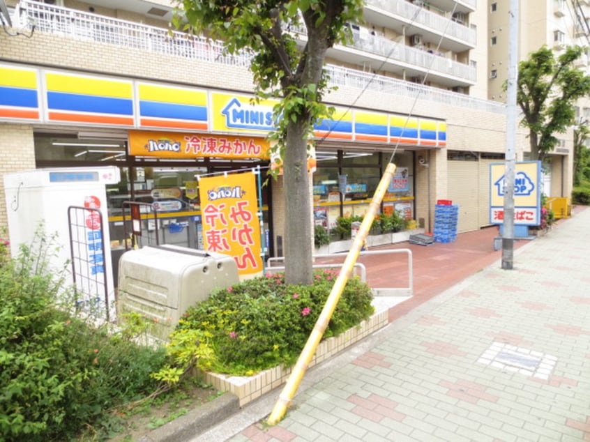 365table東砂店 　ミニストップ(コンビニ)まで550m TEC Green Residence