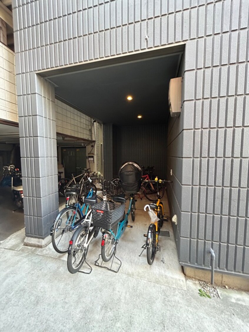 駐輪場 Casa Gracia