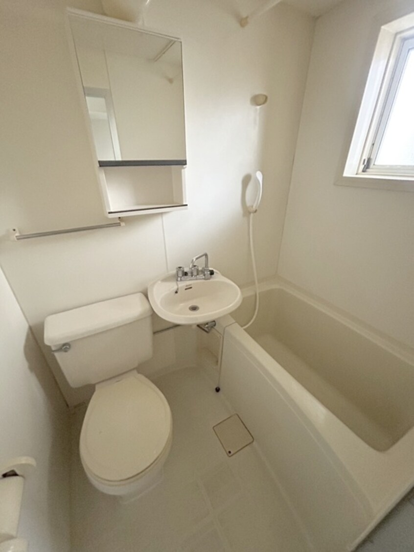 バス／シャワールーム等 オークコンド