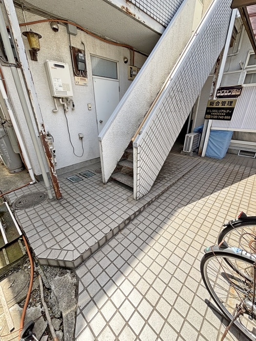 エントランス部分 サクセス西台