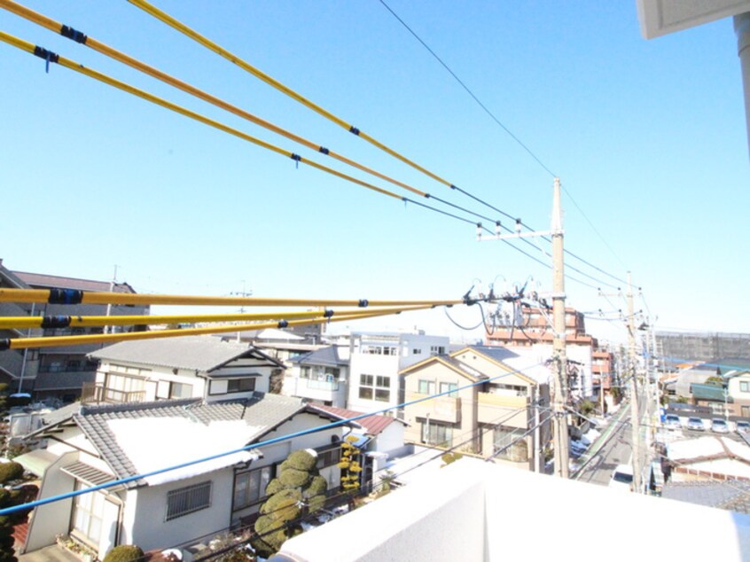 室内からの展望 コンソラータ桜木