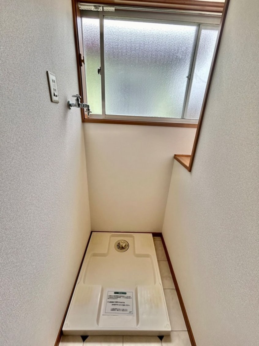 洗濯機置場 ＣＨＵＥＴＳＵ戸建