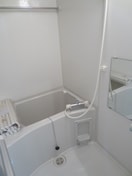 バス／シャワールーム等 カスタ－ニエナ