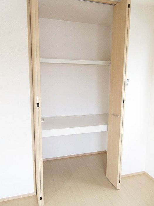 収納 スイーベル