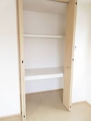 収納 スイーベル