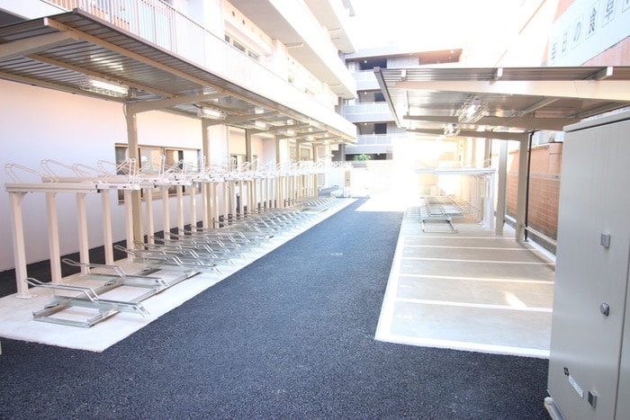 駐輪場 ソライエアイル越谷蒲生