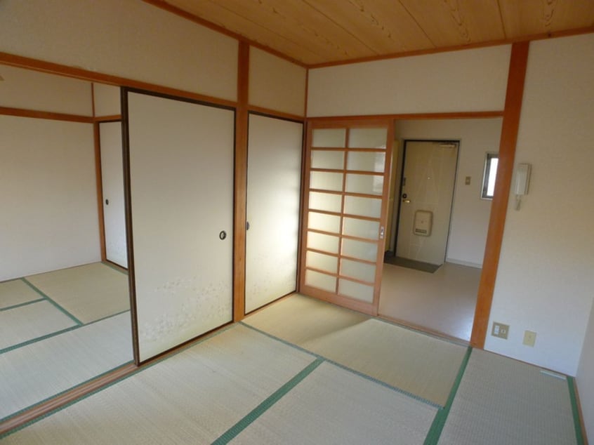 居室 ゴ－ルデンハイム綾瀬