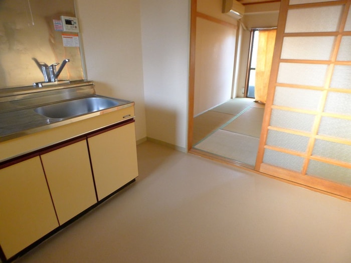 廊下 ゴ－ルデンハイム綾瀬