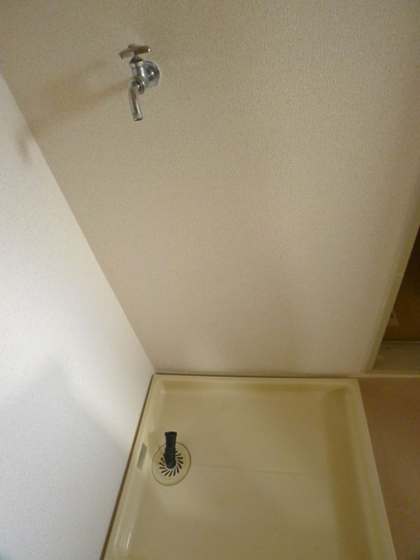 洗濯機置場 ゴ－ルデンハイム綾瀬