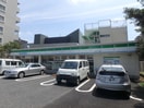 ファミリーマート小豆沢1丁目店(コンビニ)まで230m 小豆沢２パレス
