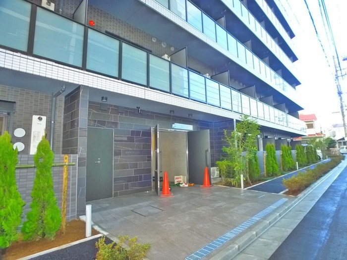 エントランス部分 RELUXIA綾瀬(404)