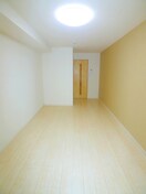 居室 リブリ・ベルカーサＳＡＤＡＫＩ