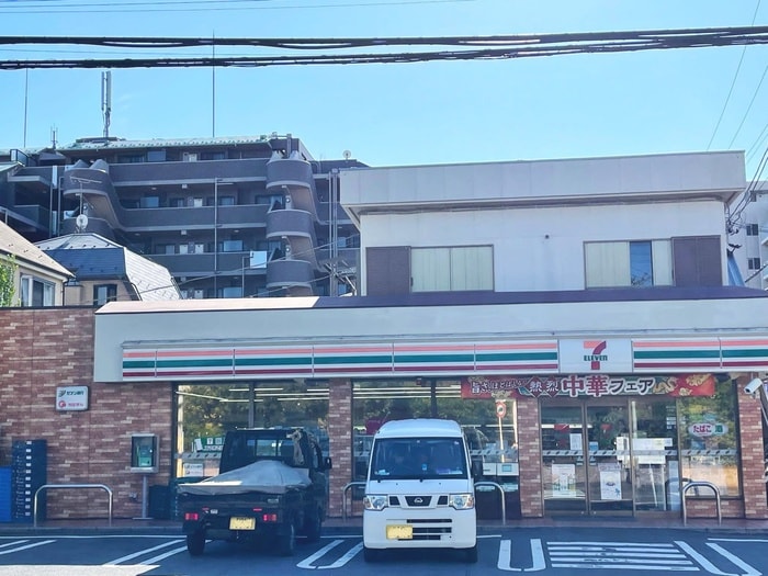 セブンイレブン(コンビニ)まで600m コンフォートフタバ