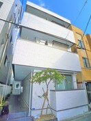 FIRST　HOUSE　AZUMABASHIの外観