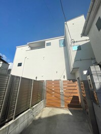 グラン・リベルタ仲宿