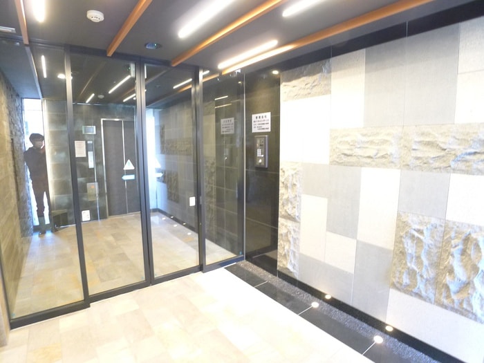 エントランス部分 アイルカナーレ門前仲町（303）