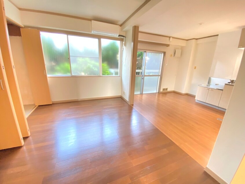 居室 稲荷森マンション