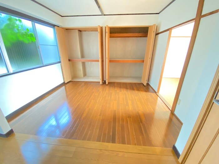 収納 稲荷森マンション