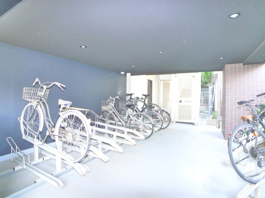 駐輪場 アイルプレミアム押上ノース