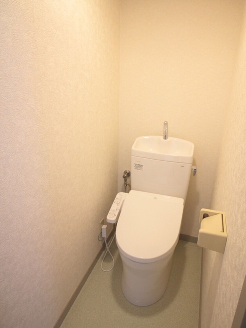 トイレ サングレース千歳台