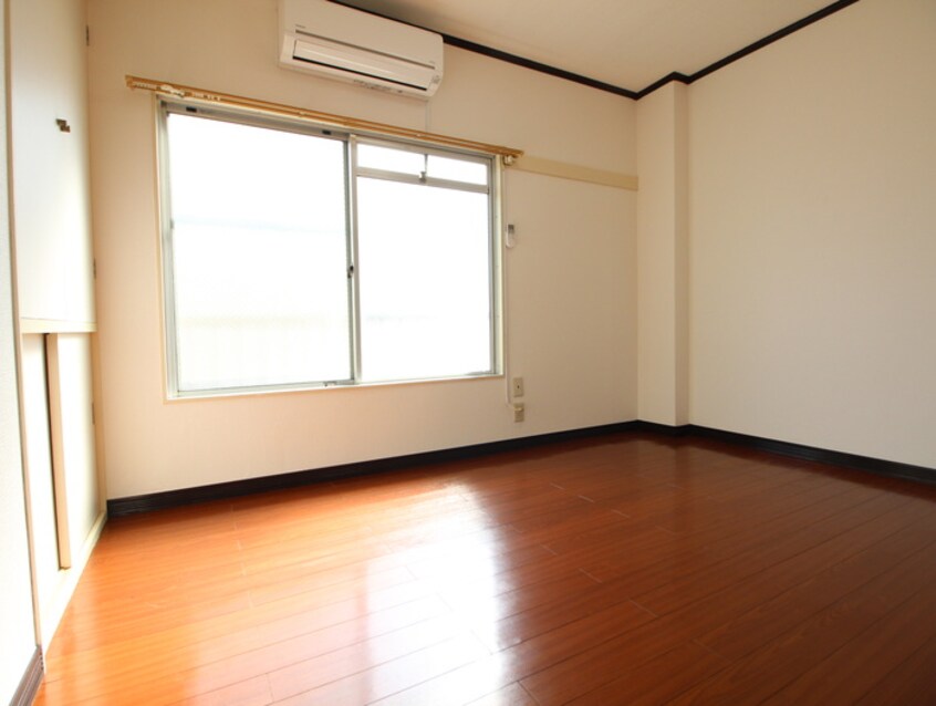 居室 フォレスト鶴