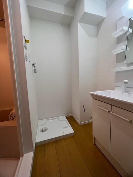 洗濯機置場 アモール三郷