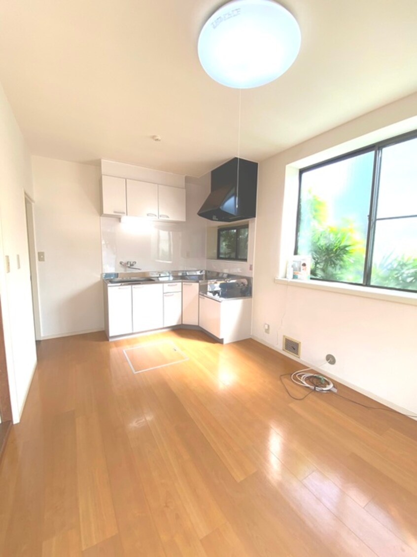 居室 向台町６丁目貸家