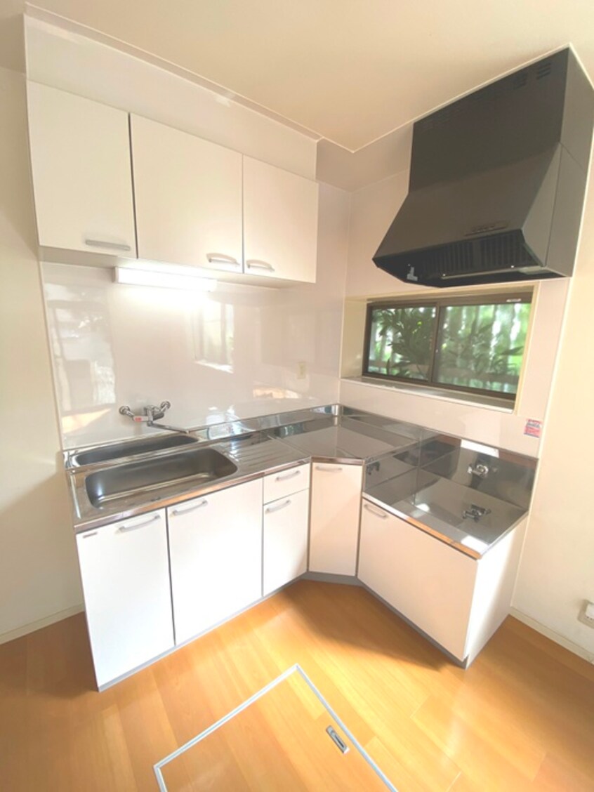 キッチン 向台町６丁目貸家