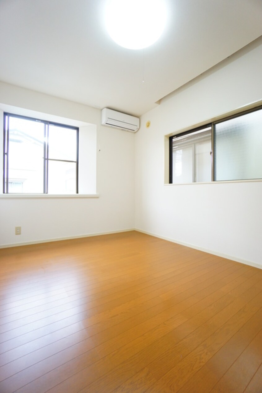 居室 向台町６丁目貸家