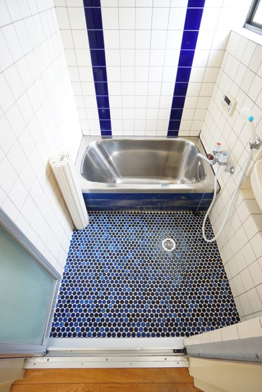 バス／シャワールーム等 向台町６丁目貸家