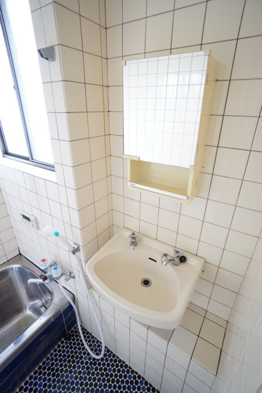 洗面 向台町６丁目貸家