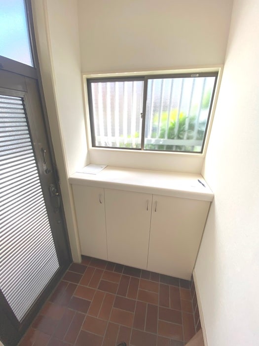 玄関 向台町６丁目貸家