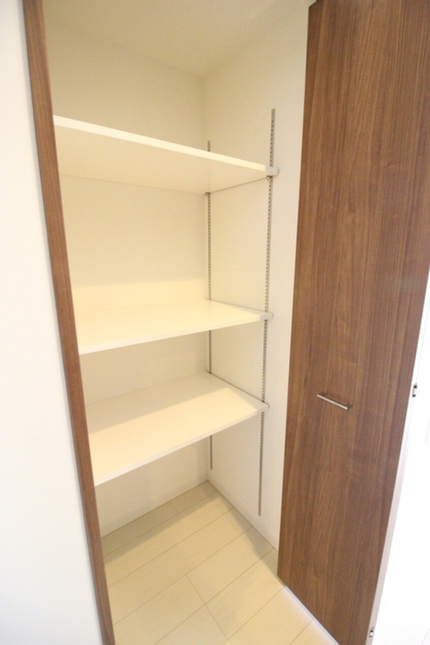 収納 LUNIQ錦糸町