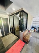 エントランス部分 リヴレーヌ56
