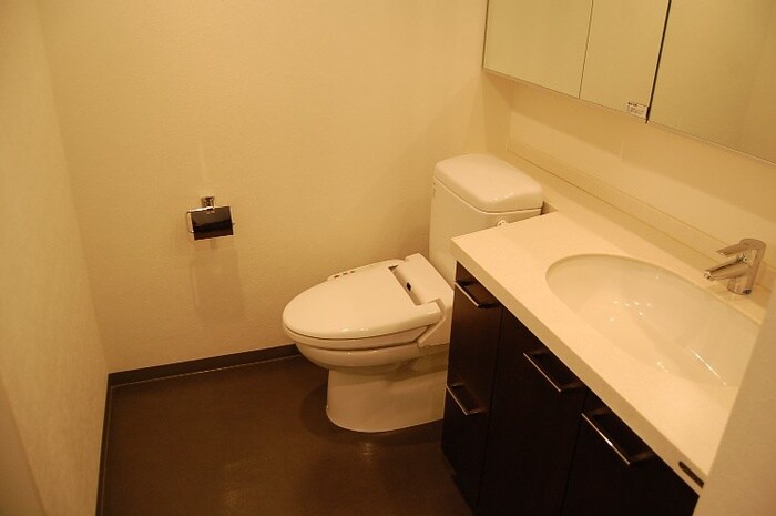 トイレ パークフラッツ市谷台町坂