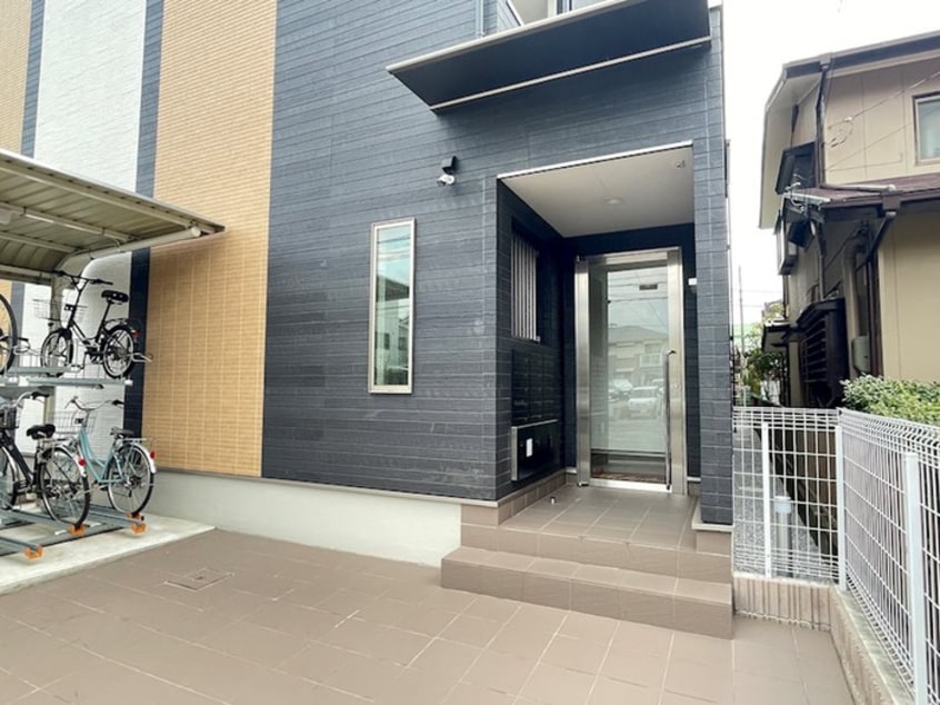 エントランス部分 Ｆａｂｕｌｏｕｓ